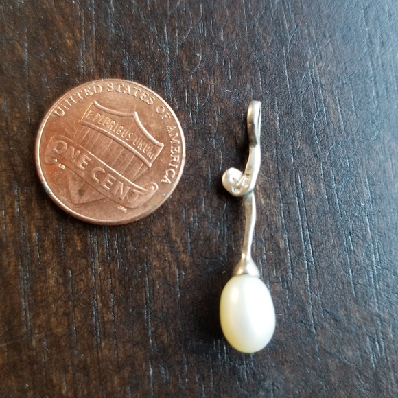 Pearl Swirl 925 Sterling Silver Pendant - Picture 2 of 2